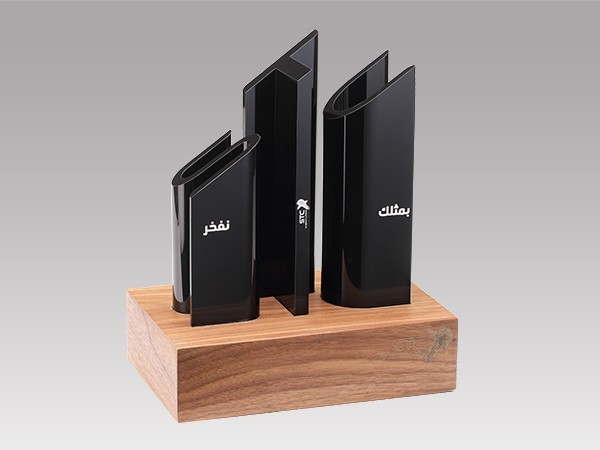 亞克力、MDF展臺(tái) 亞克力、MDF展臺(tái)